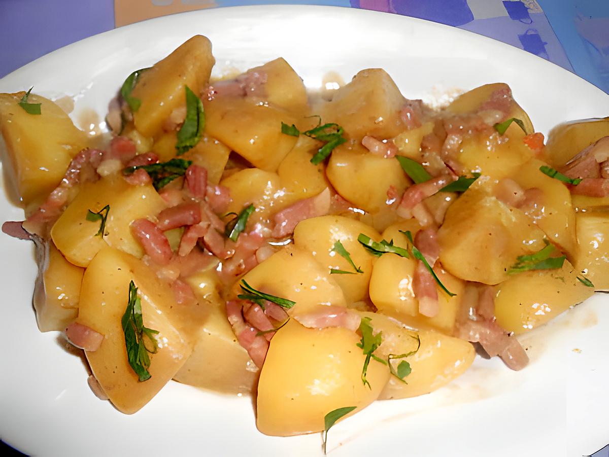 recette RAGOUT   DE  POMMES  DE  TERRE  ET  LARDONS