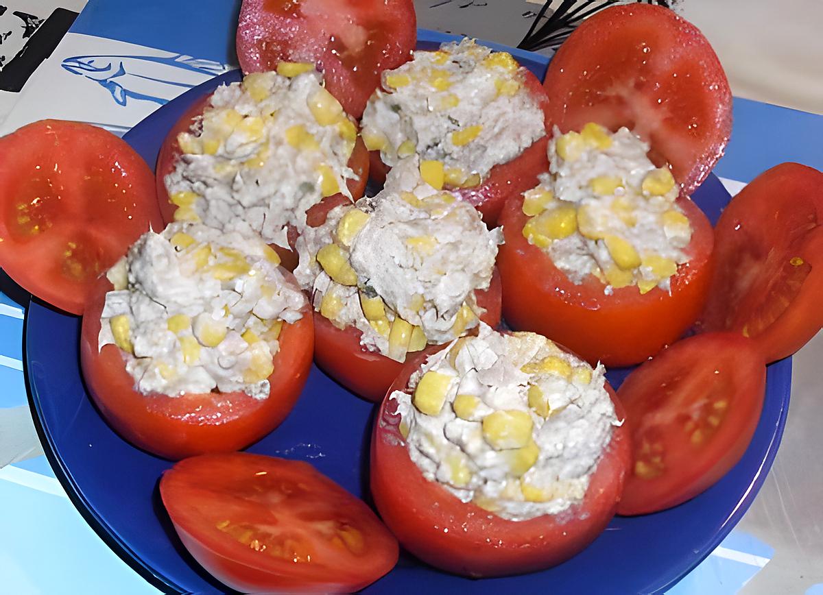 recette TOMATES FARCIES AU THON