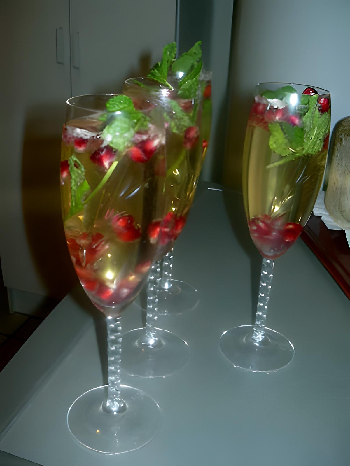 recette Cocktail champagne à la pêche.