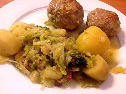 recette Rata de chou vert et boulettes