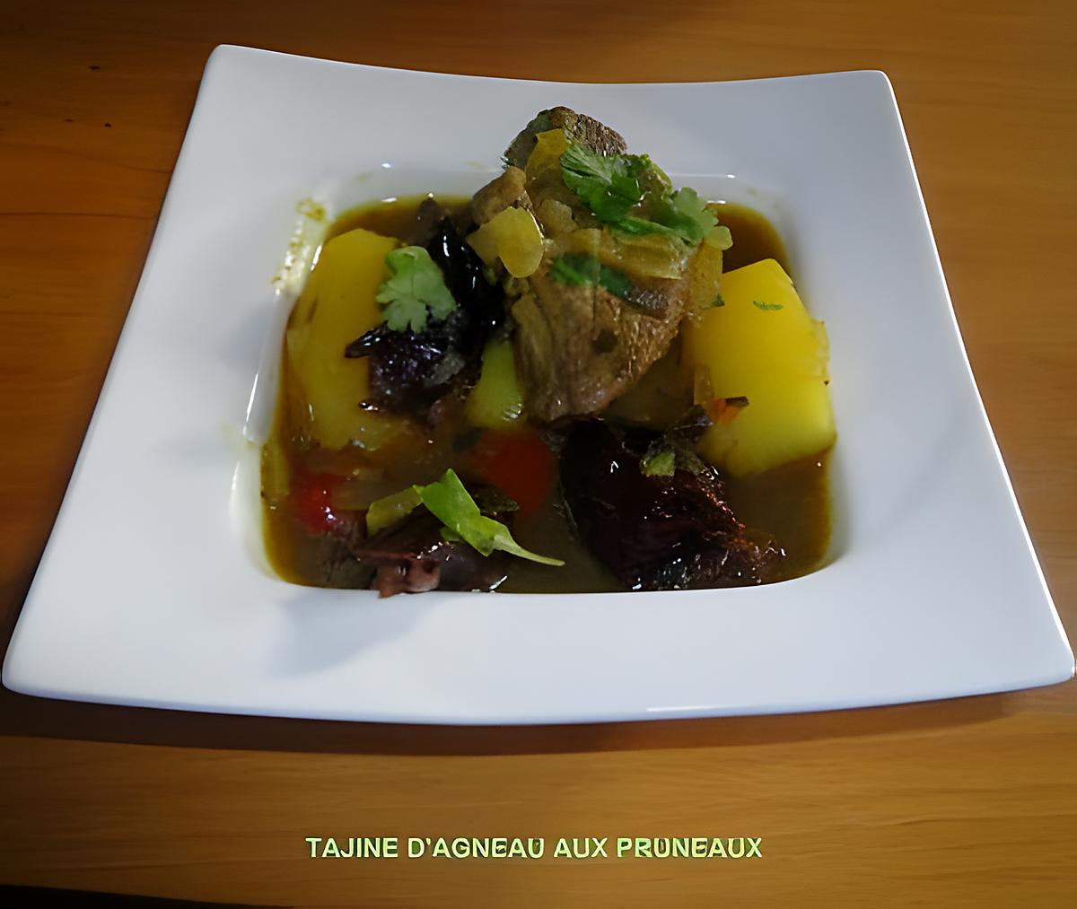 recette TAJINE D'AGNEAU AUX PRUNEAUX