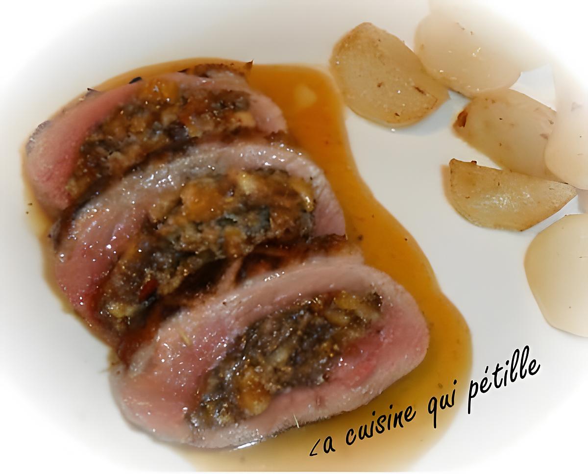 recette magret de canard automnale farcit aux noisettes grillées figues et cèpes