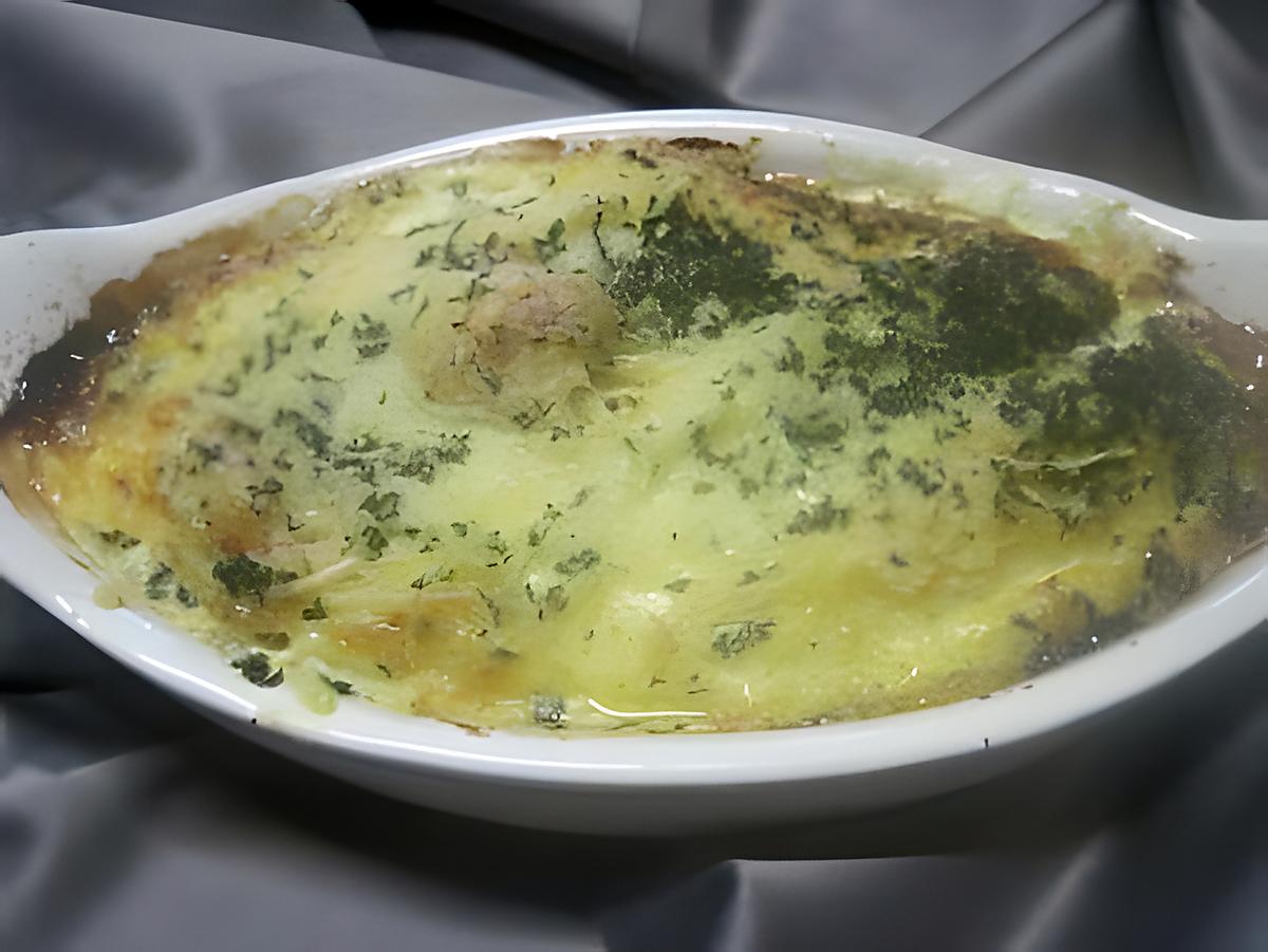 recette Gratin de quenelles de brochet.noix st Jacques et sauce.