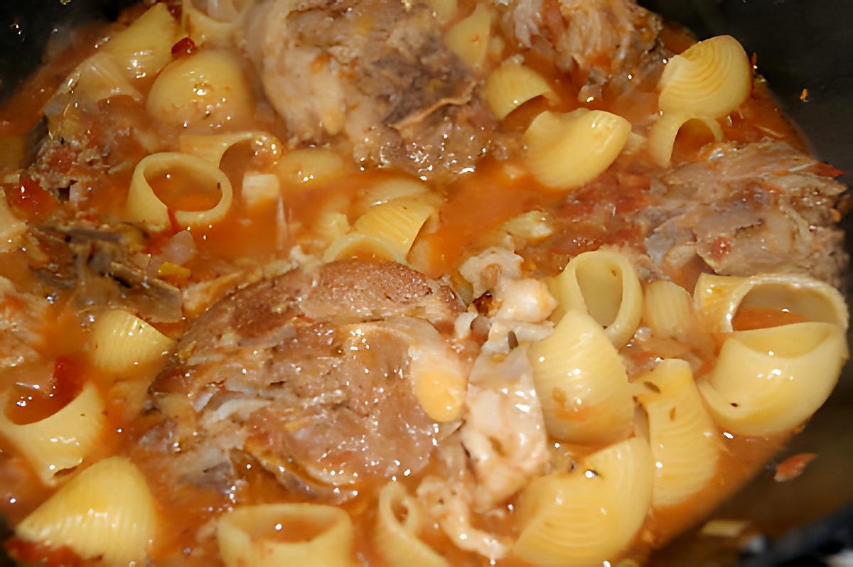 recette Sauté d'agneau aux lumaconi (pate)