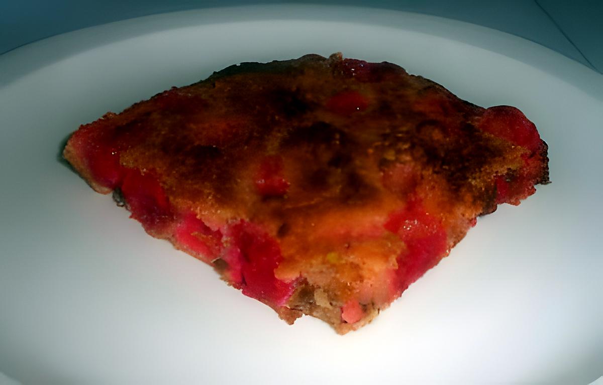 recette clafouti aux yaourt nature et ses cerise/pistache nappé de sirop d'érable