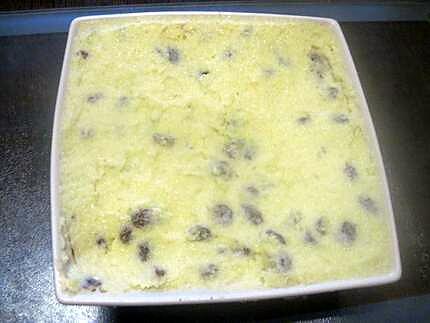 recette Gâteau de semoule aux raisins secs.