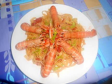 recette TAGLIATELLE  E  SCAMPI (LANGOUSTINES)