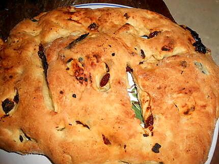 recette Fougasse aux olives et tomates sechees