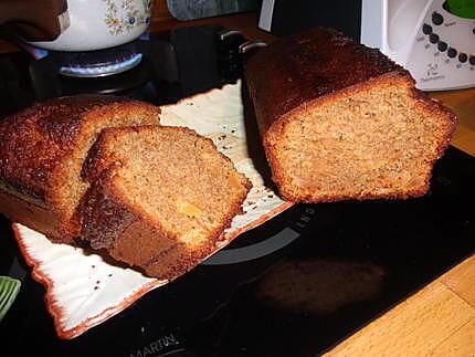 recette CAKE AUX DEUX FARINES DE CHATAIGNE, MARMELADE DE FIGUE ET POMMES CONFITES