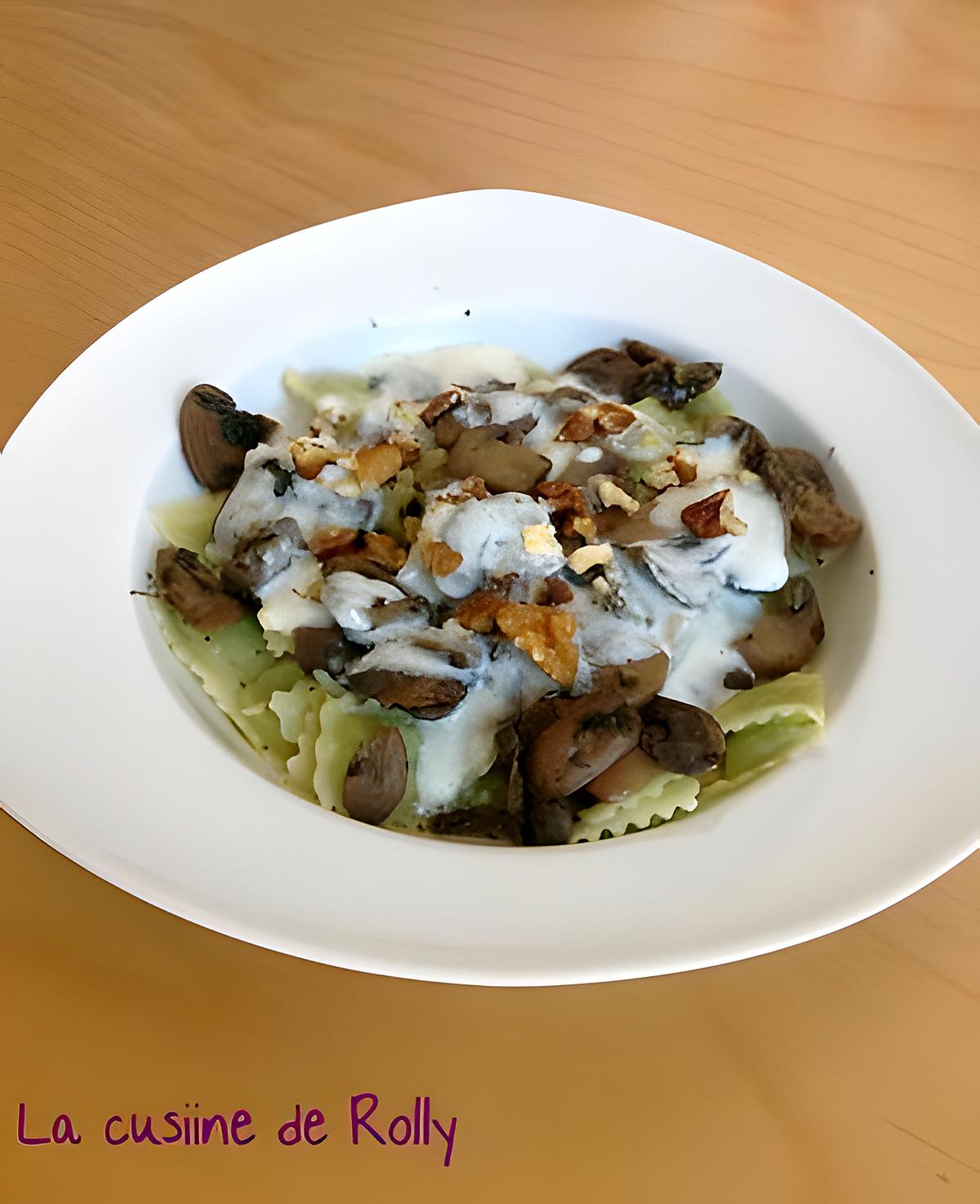 recette Ravioles du Dauphiné, champignons, sauce au parmesan et noix