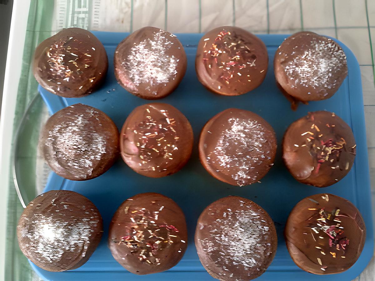 recette muffins au fruits et a son  glaçages chocolats