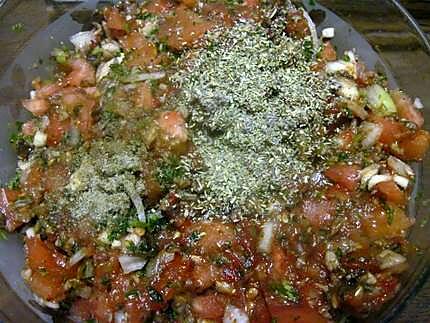 recette Sauce tomates aux champignons et céleri. au micro-ondes.