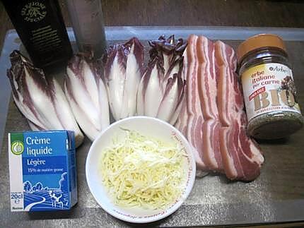 recette Endives rouge. à la poitrine fumée. gratinée.