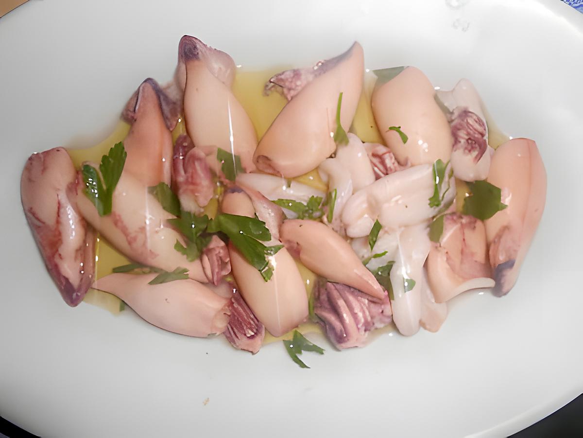 recette CALAMARETTI  AL  LIMONE  ET SALADE DE POMMES DE TERRE (petits calamars au citron)