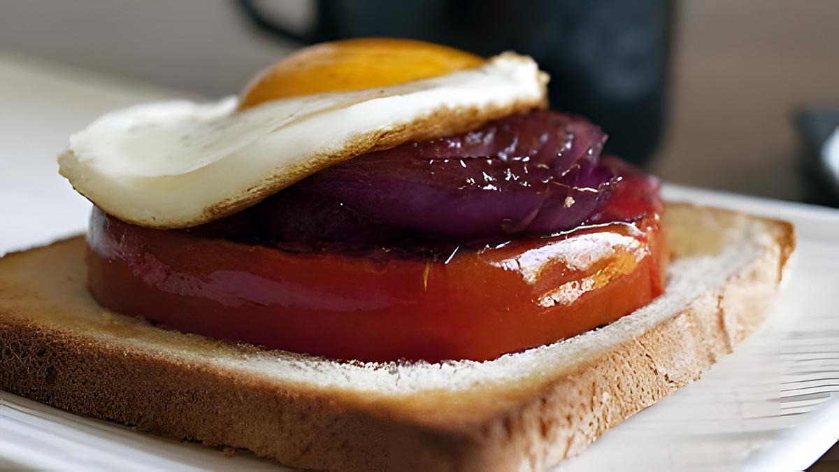 recette Steak de tomate sur toast