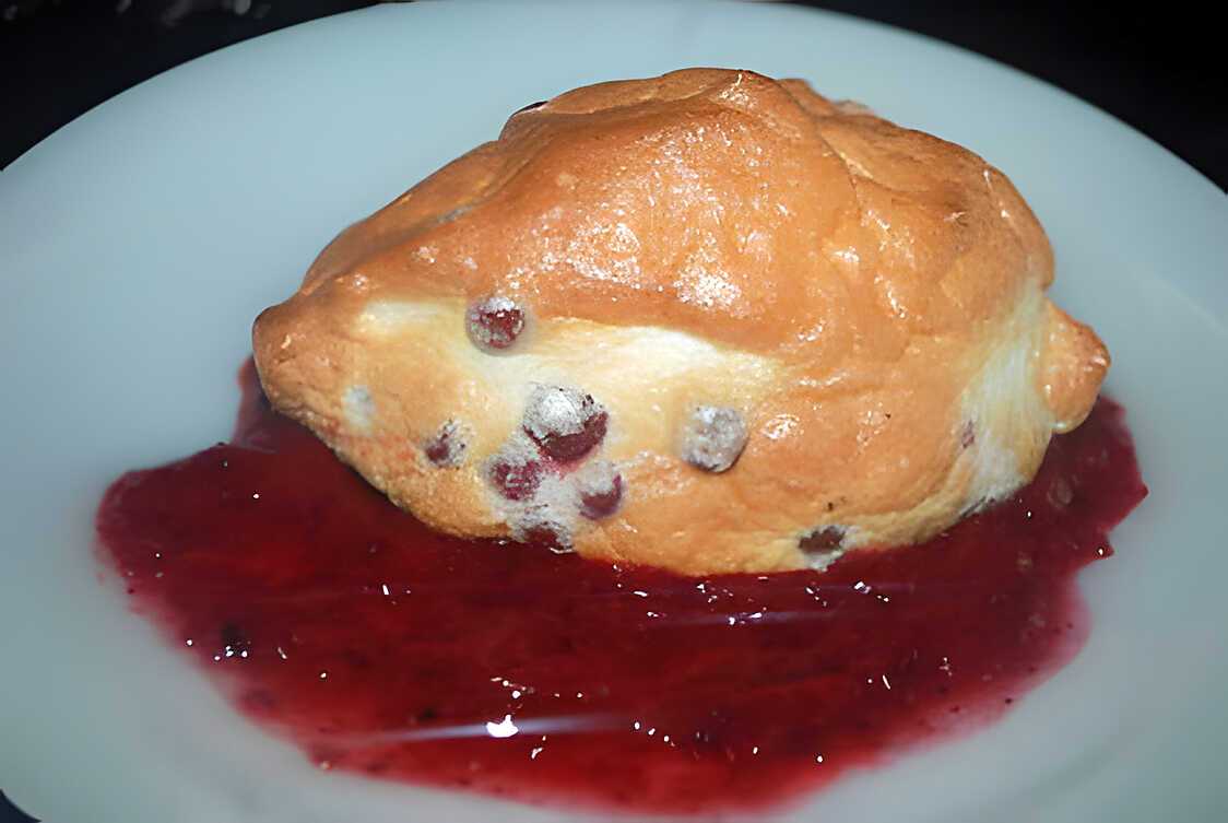 Recette de Dôme meringué sur coulis d'airelles
