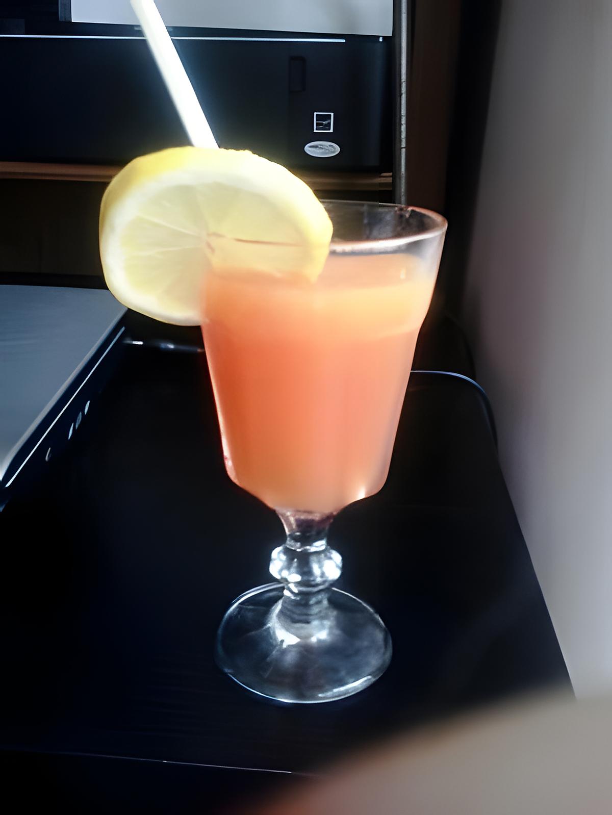 recette Cocktail grenadine, orange, citron ( sans alcool )