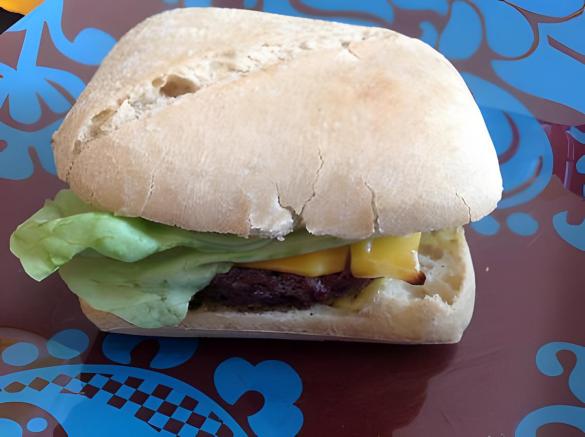 recette burger maison façon "Le petit McBaguette (mcdo)"