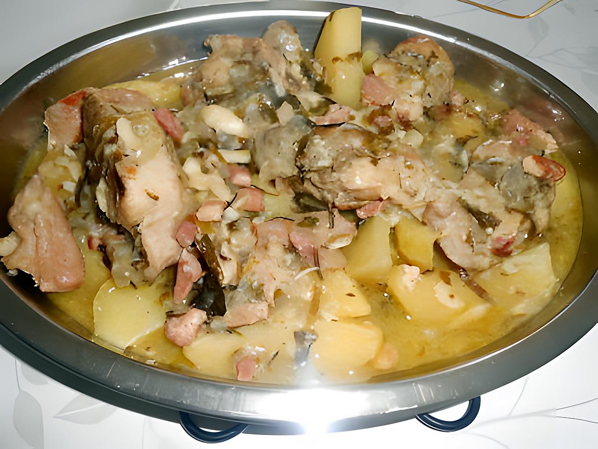 recette LAPIN   A  L'AIL (recette corse)