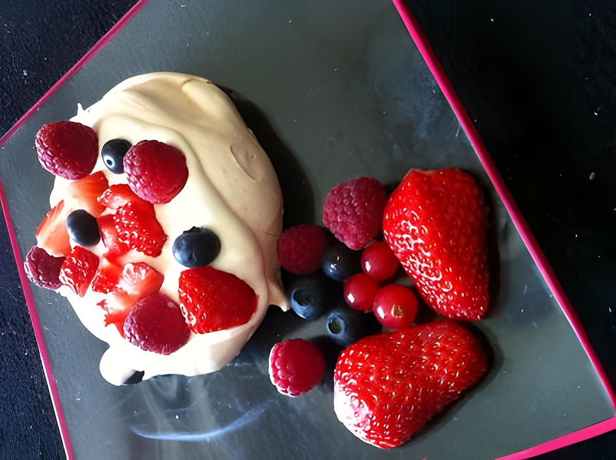 recette pavolvas aux fruits rouges