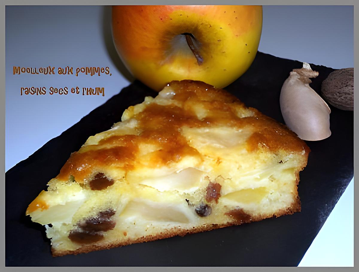 recette MOELLEUX AUX POMMES, RAISINS SECS ET RHUM