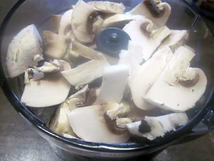 recette Soupe aux champignons. persil. crème fraiche.