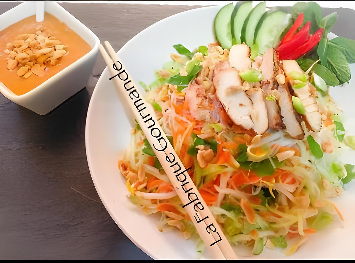 recette Salade de poulet à la vietnamienne et sa sauce au peanut butter