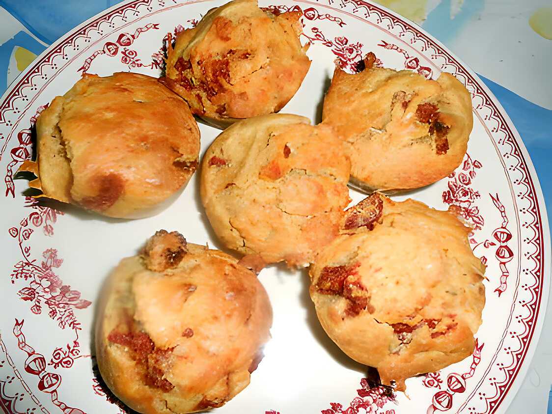 Petits cakes aux tomates séchées et romarin