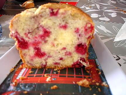 recette Cake moelleux aux framboises