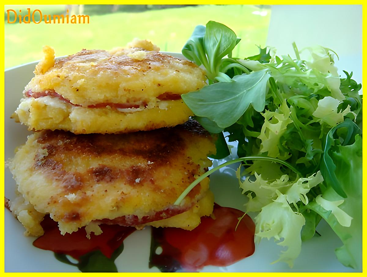 recette Galettes de polenta au salami et tartare aux noix