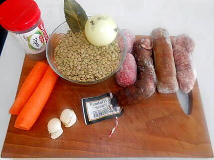 recette LENTILLES  ET  MIXTE  DE  SAUCISSES