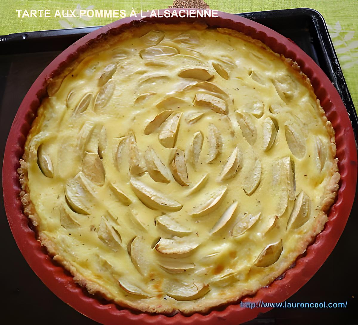 recette TARTE AUX POMMES À L’ALSACIENNE