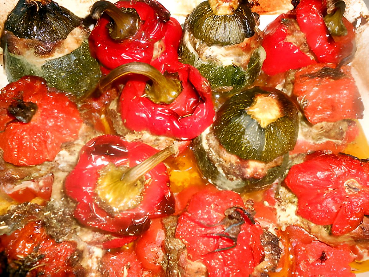 recette Tomates,courgettes,poivrons farcis