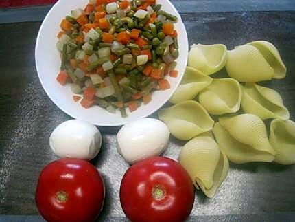 recette Pâtes Conchiglioni et ses crudités.