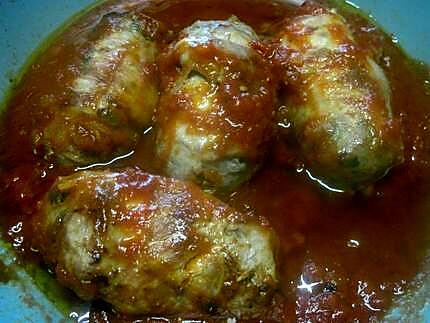 recette Escalopes de jambon farcies. basilic. sauce tomates.