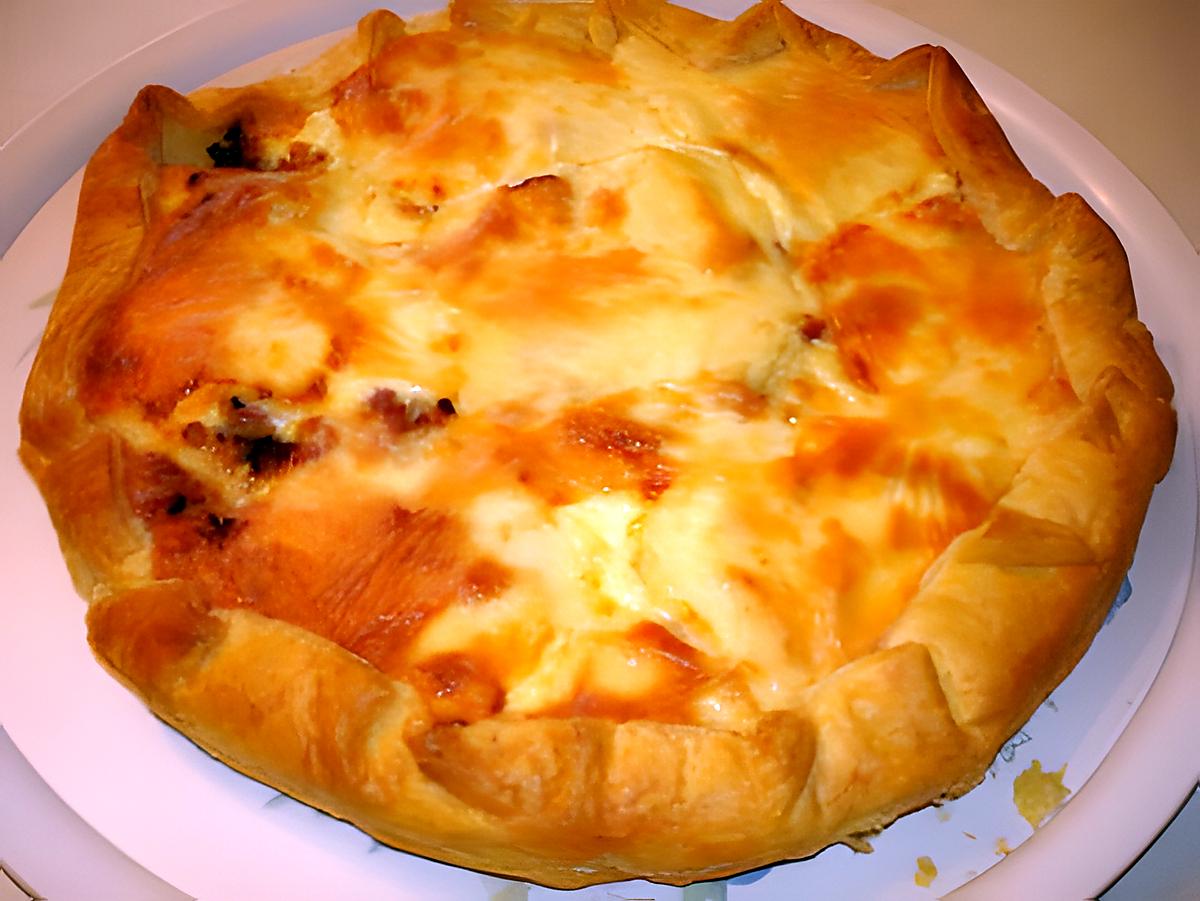 recette quiche p de terre , oignon ,lardons et fromage à raclette