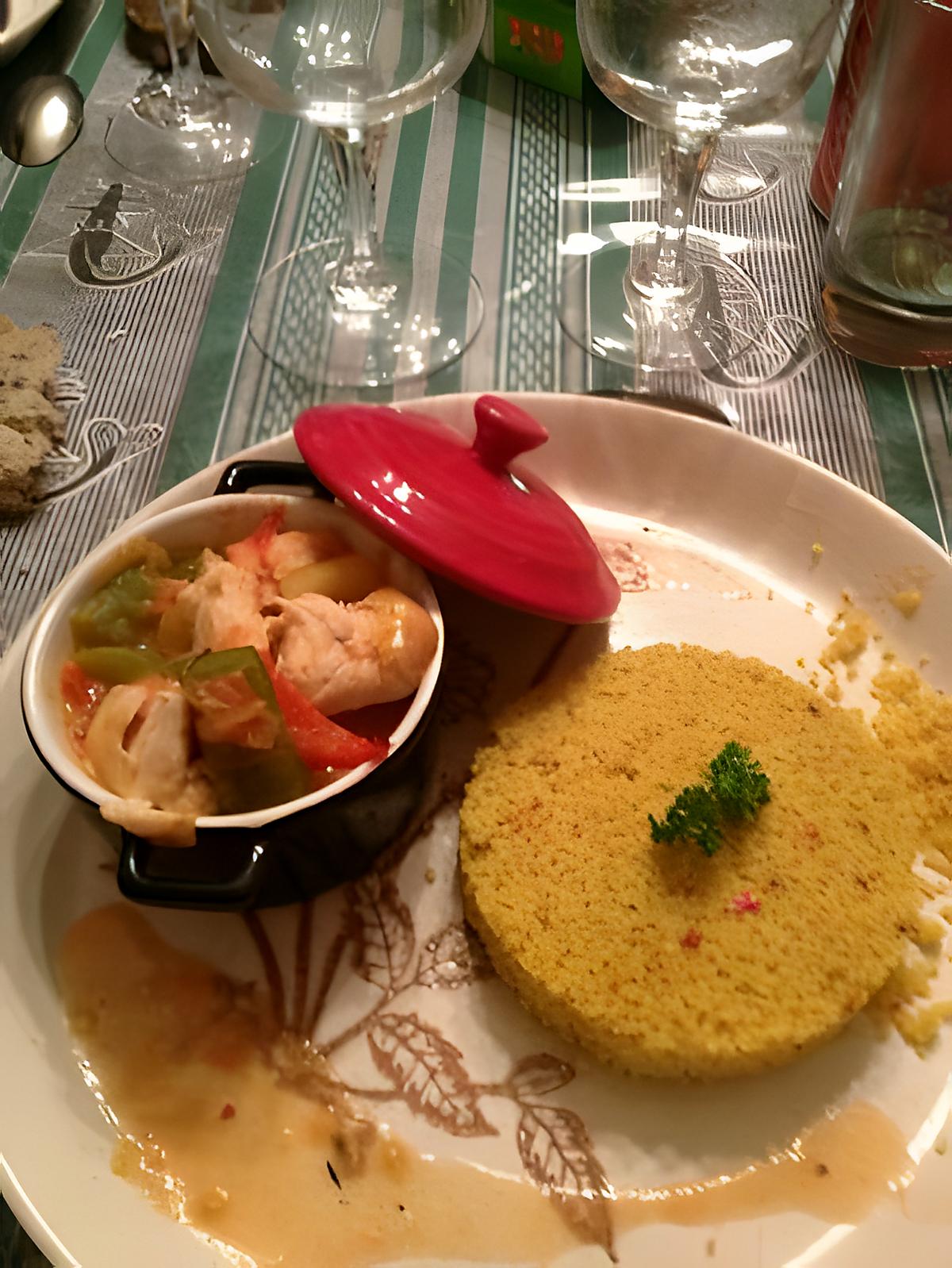 recette MINI COCOTTES DE POULET BASQUAISE ET SON COUSCOUS