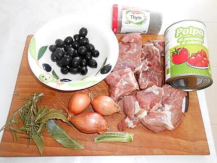 recette SAUTE  DE  VEAU  AUX  OLIVES