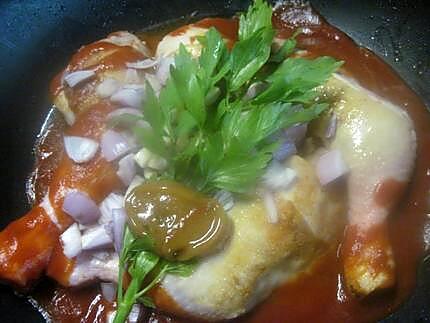 recette Cuisses de poulet sauce tomates et céleri.