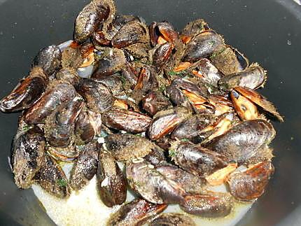 recette SALADE  DE  COZZE  PELOSE (moules barbues)