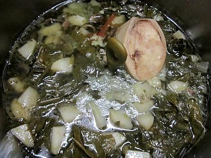 recette Soupe aux feuilles de blette et cives d'oignon.