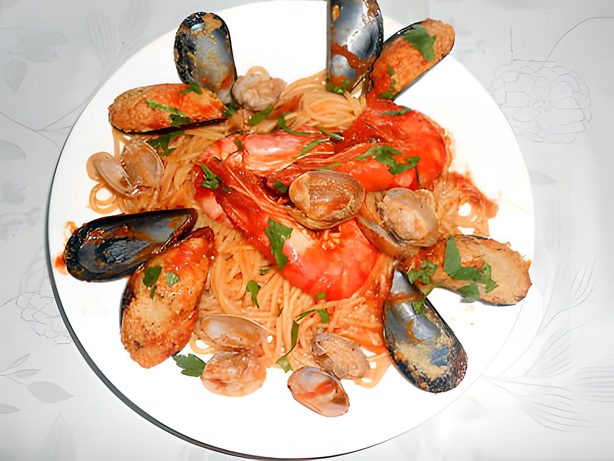 recette TRIO MOULES FARCIES GAMBAS VONGOLE ET SPAGHETTI