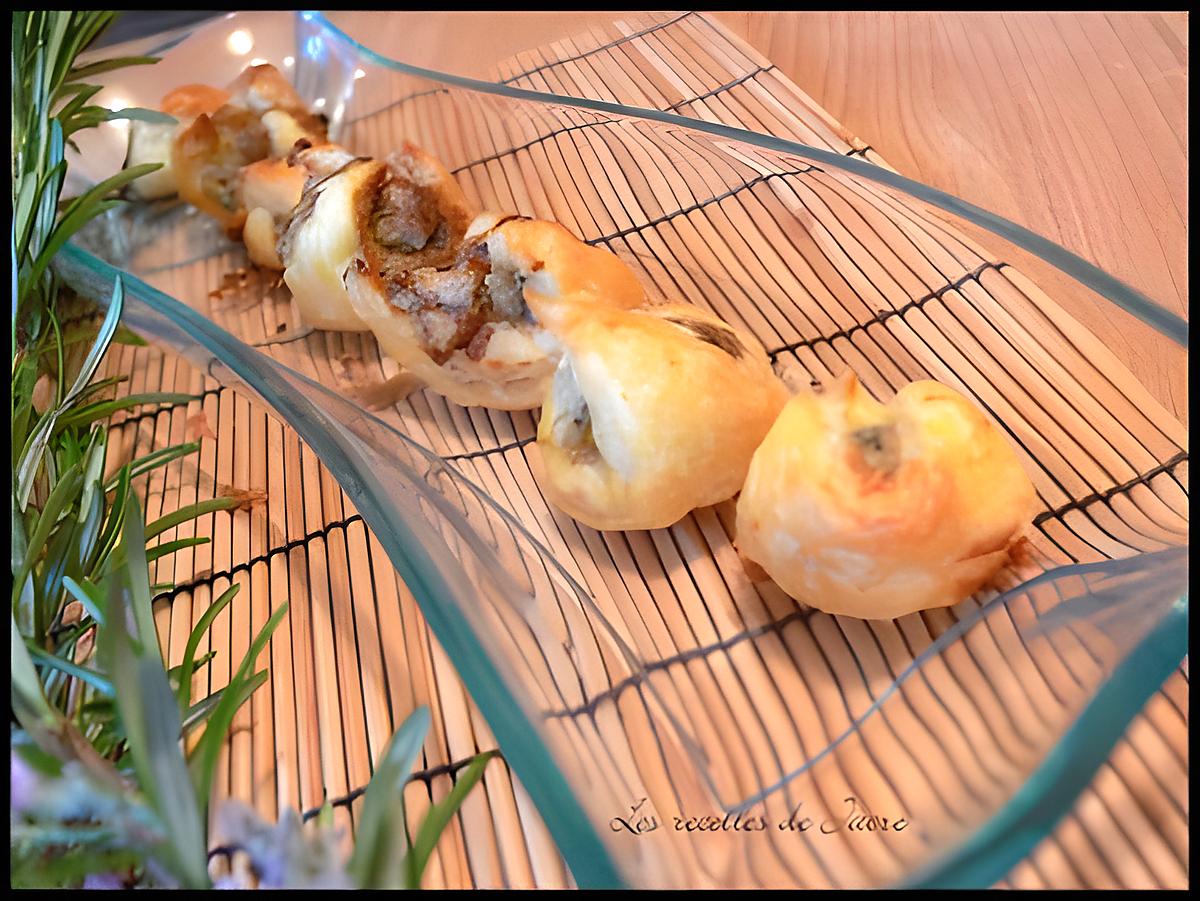 recette minis tricornes au Saint Agur et noix