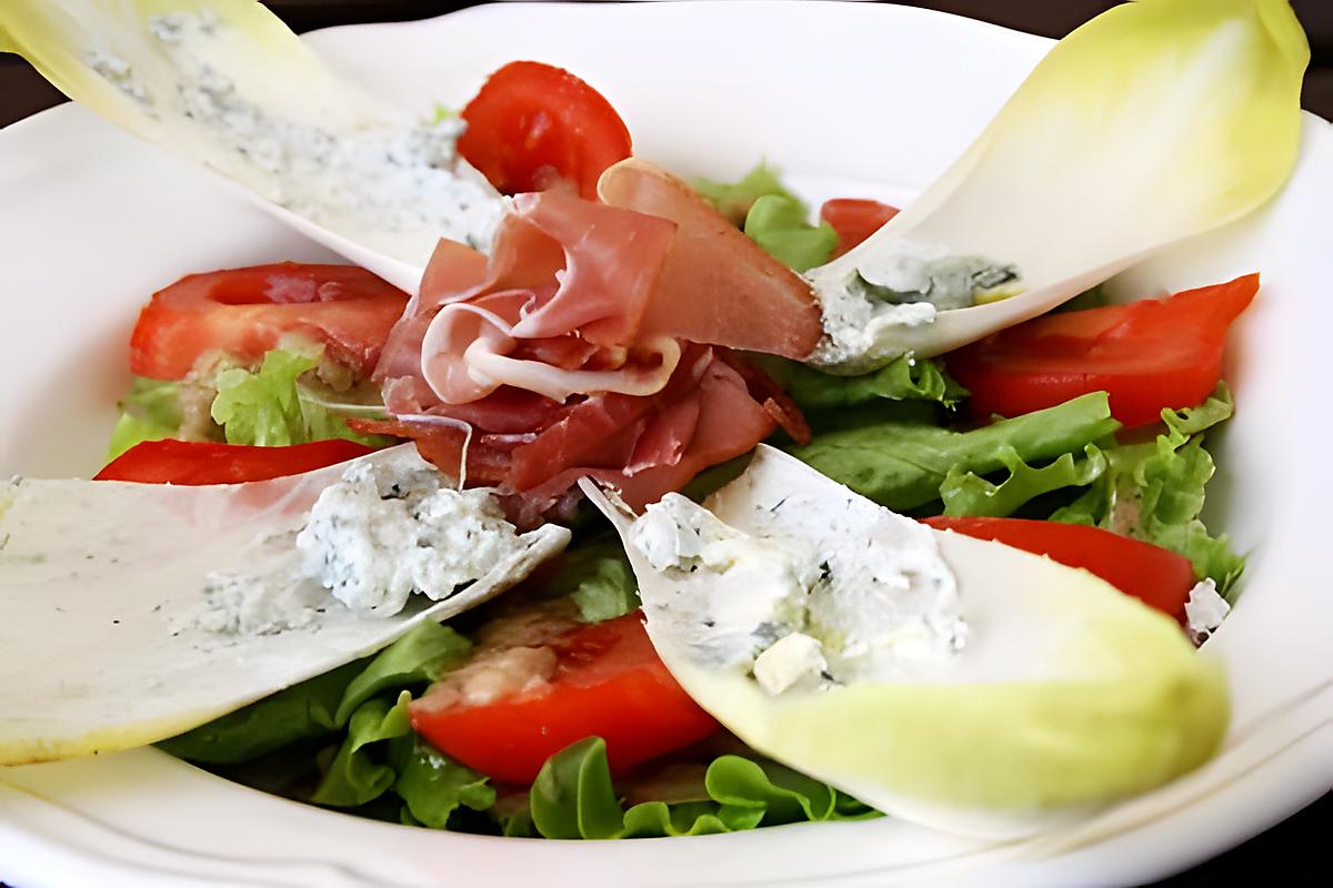 recette Salade endive à la crème de roquefort