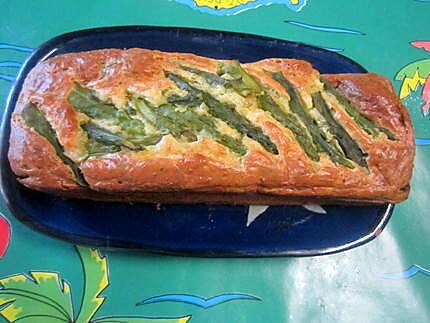 recette Cake aux asperges et anchois.