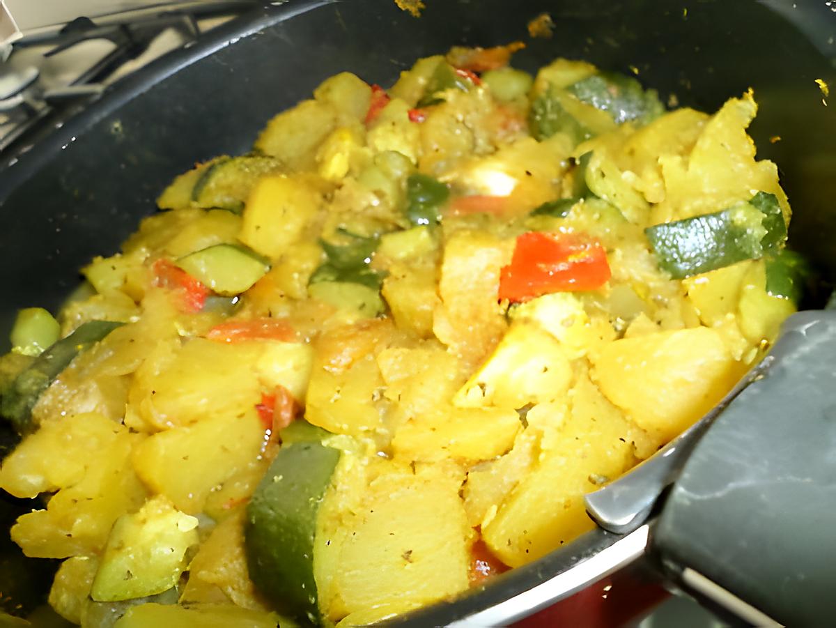 recette Poêlée de pommes de terre et courgettes au curry