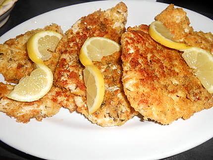 recette ESCALOPES DE POULET PANEES AUX HERBES DU MAQUIS