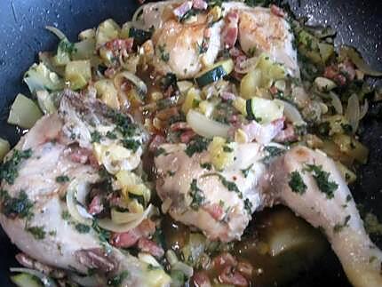 recette Cuisses de poulet aux cubes de courgettes.