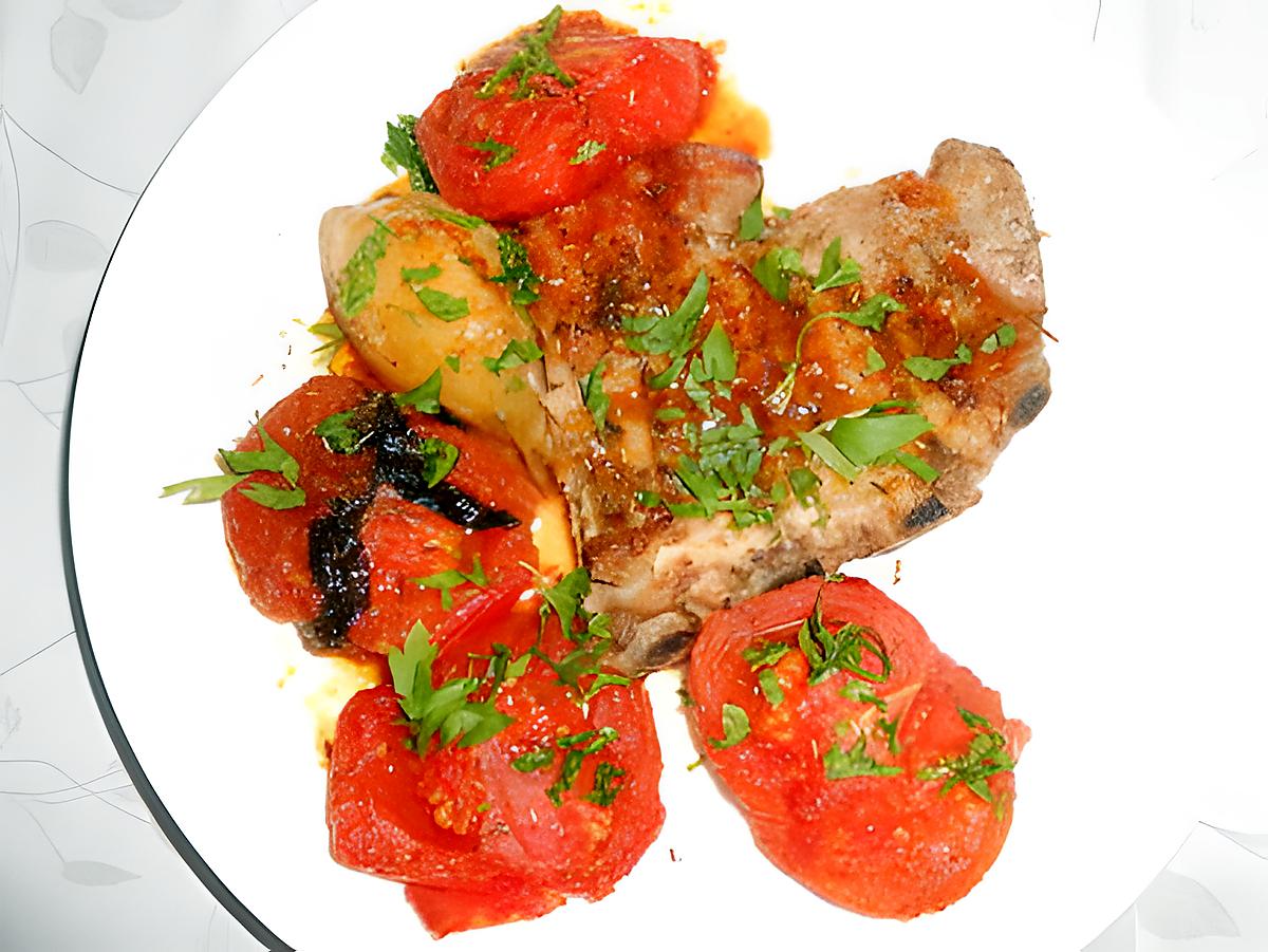 recette TRAVERS DE PORC AUX HERBES ET BEURRE PERSILLE TOMATES FRAICHES