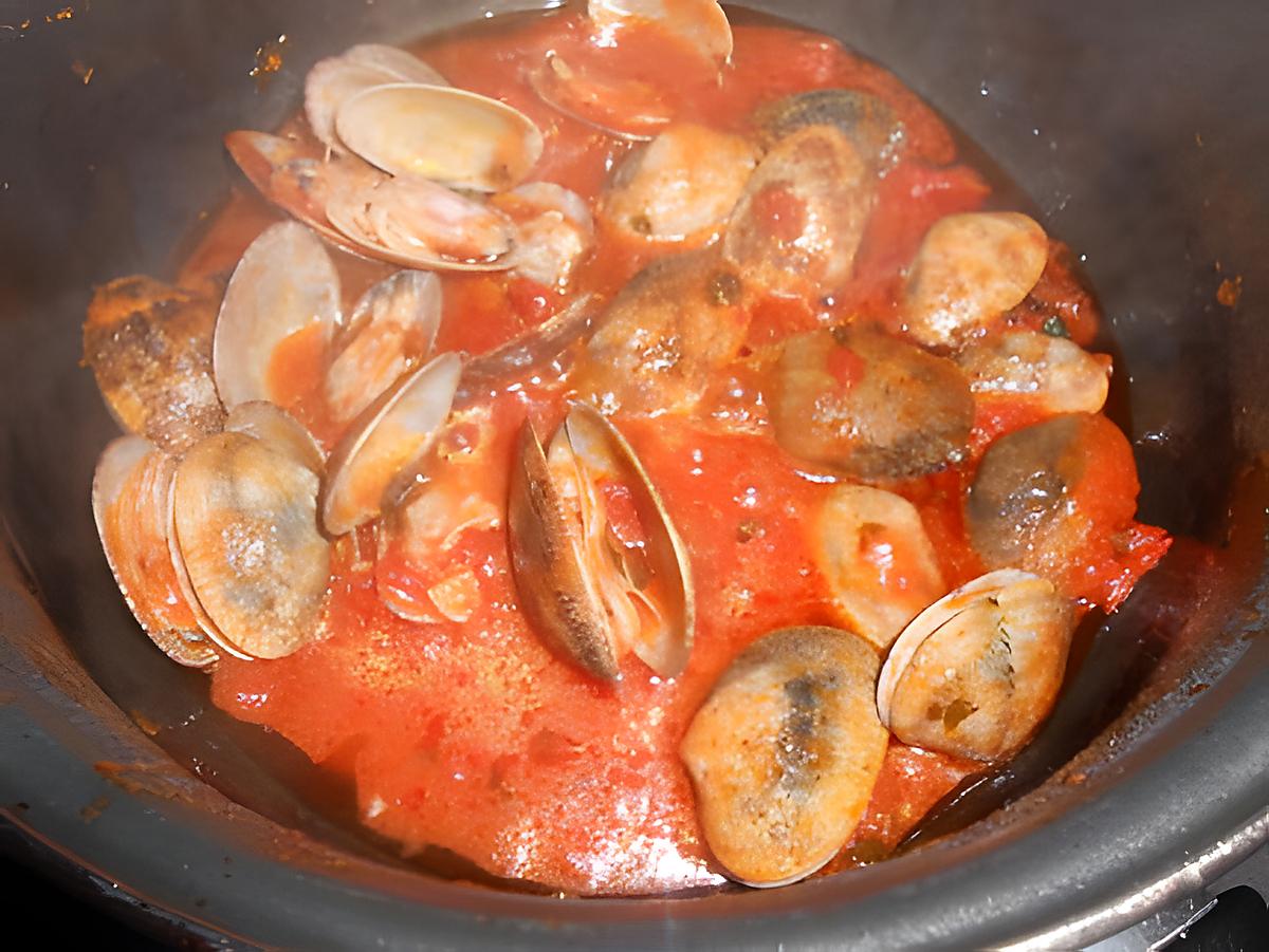 recette SAUCE AUX PALOURDES (pour spaghetti)